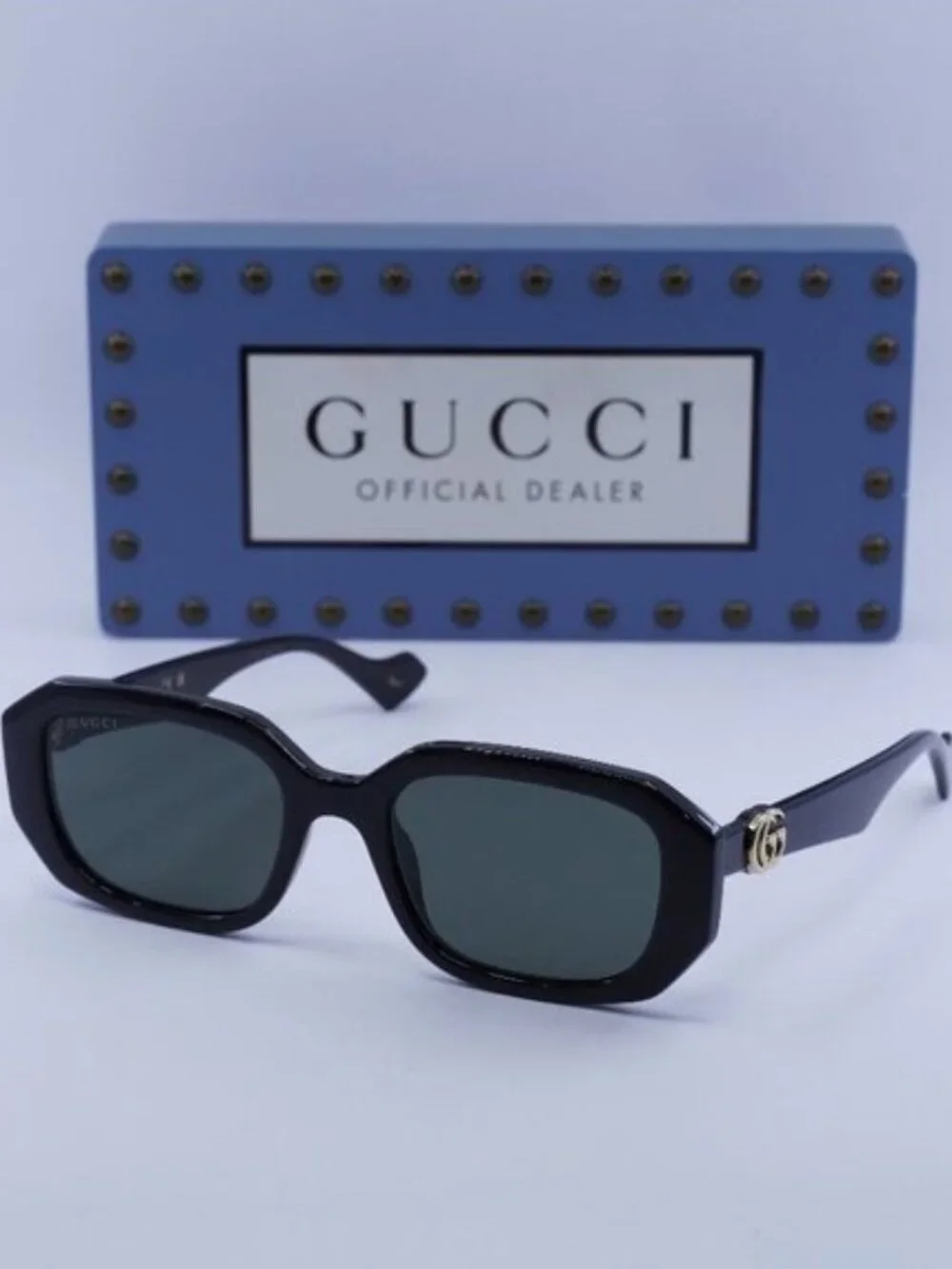 Gucci GG1535S 001 Geometric Sunglasses - Black